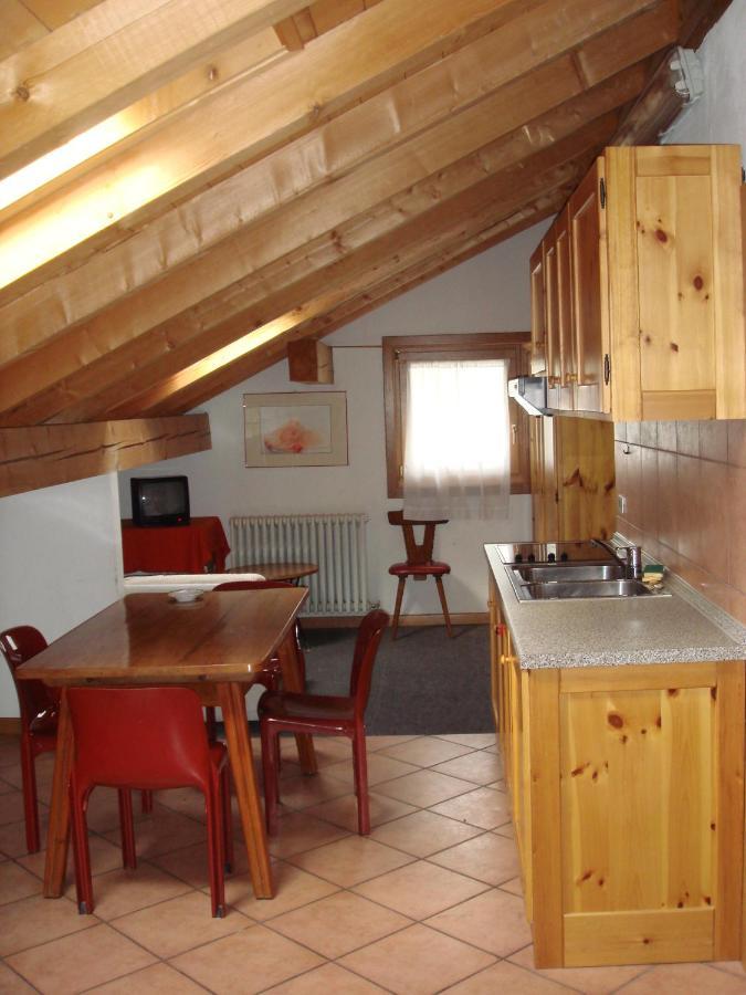 Casa Stefano E Lucia Bormio Room photo